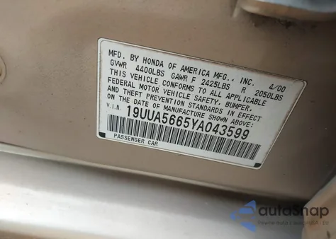 2000 Acura Tl 3.2 z USA, uszkodzony, nr VIN 19UUA5665YA043599